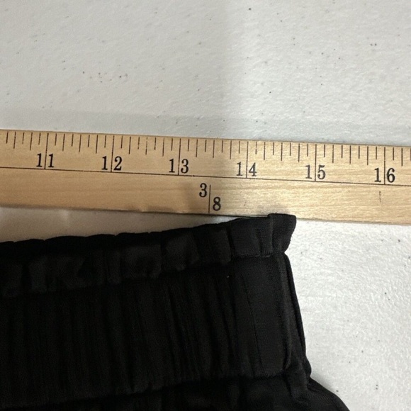 Loft Black Pleated Hot Shorts Medium Women's Pull On Casual High Waist - Picture 6 of 7